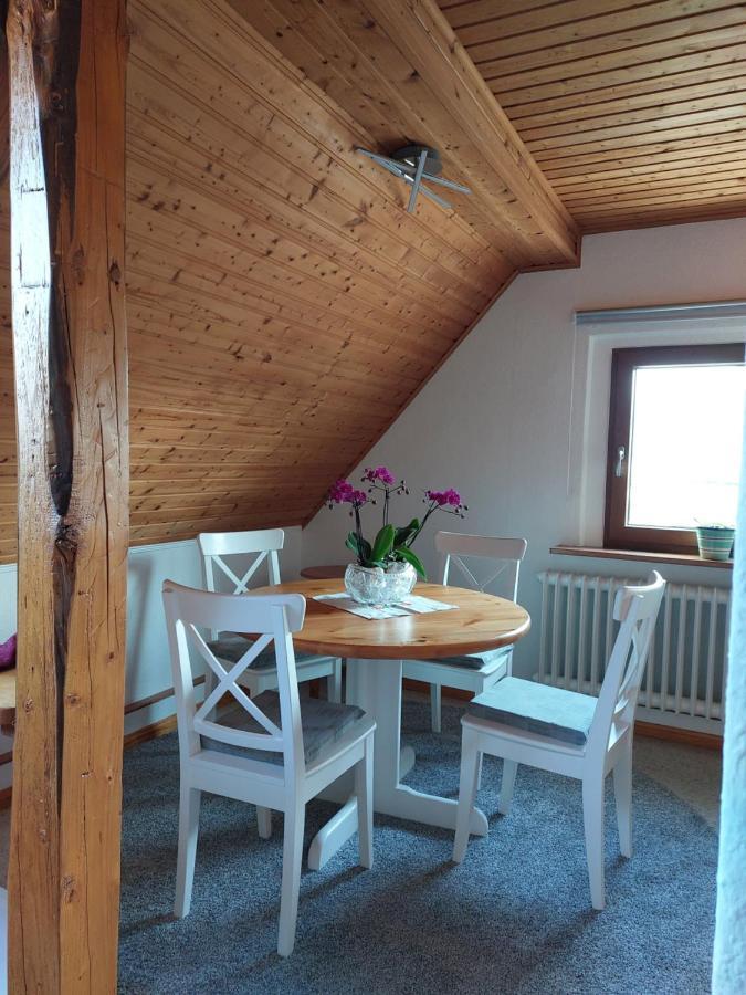Dachgeschosswohnung Mit Burgblick In Kues Bernkastel-Kues Exterior photo